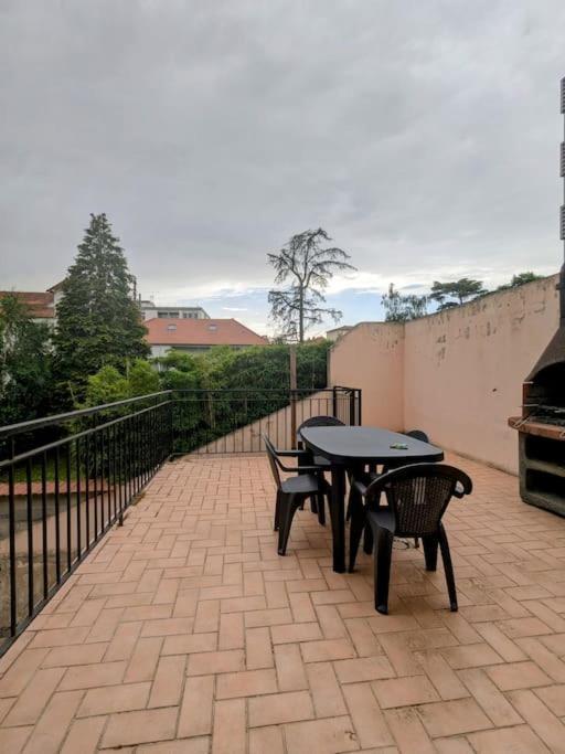 Spacieux Et Lumineux Terrasse Appartement Roanne