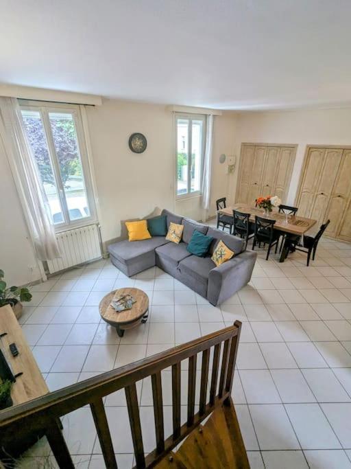 Appartement Spacieux Et Lumineux Terrasse Roanne